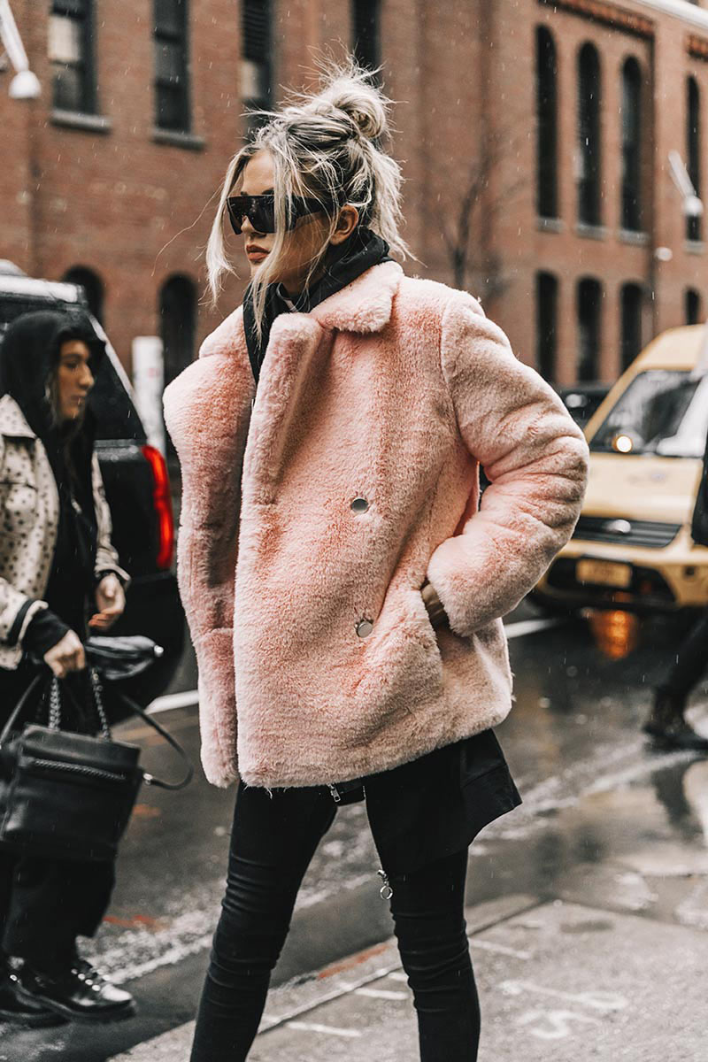 street_style_new_york_fashion_week_febrero_2017_dia_2_647511507_800x
