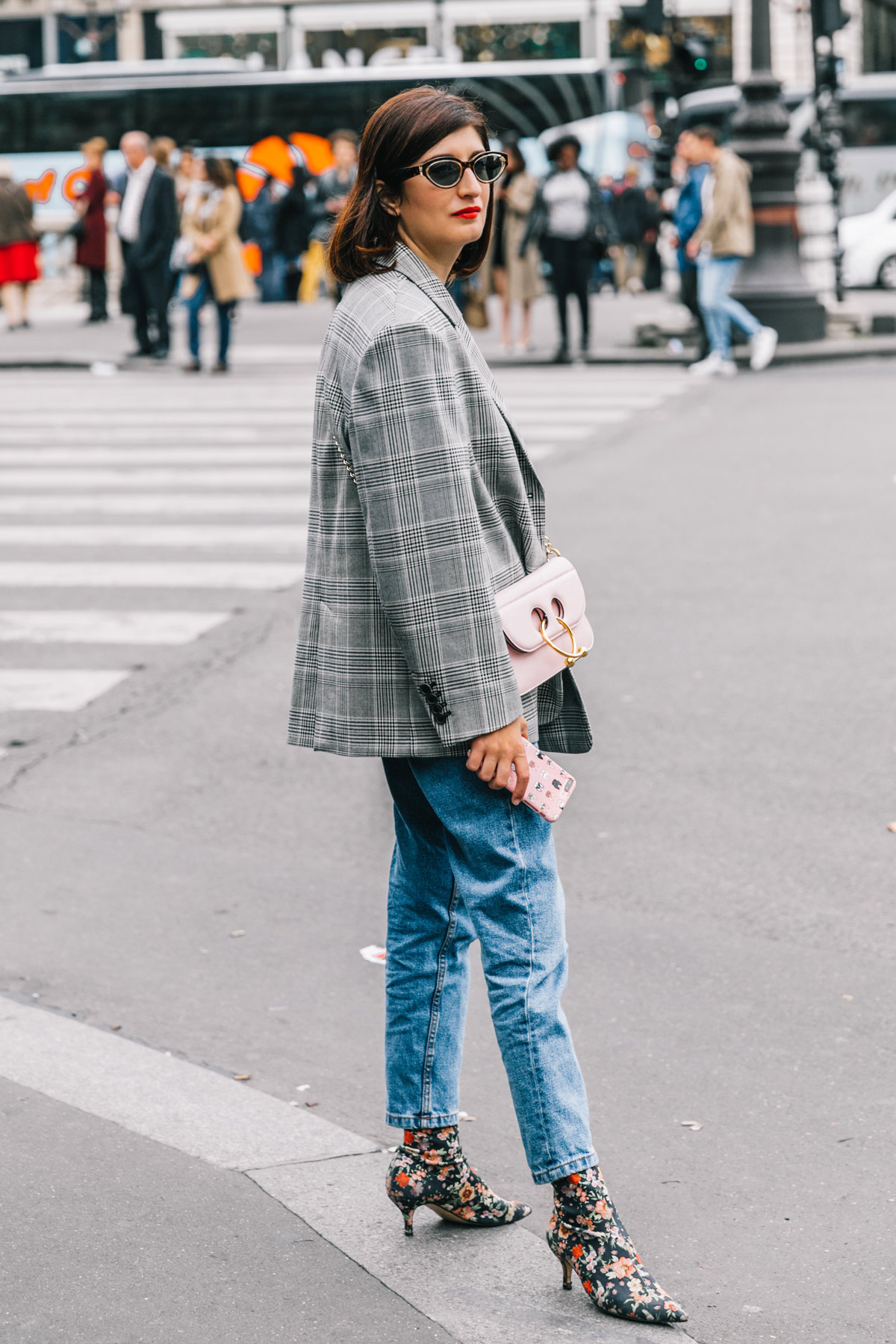 street_style_paris_fashion_week_dia3_balmain_chloe_isabel_maran_758931129_1200x1800