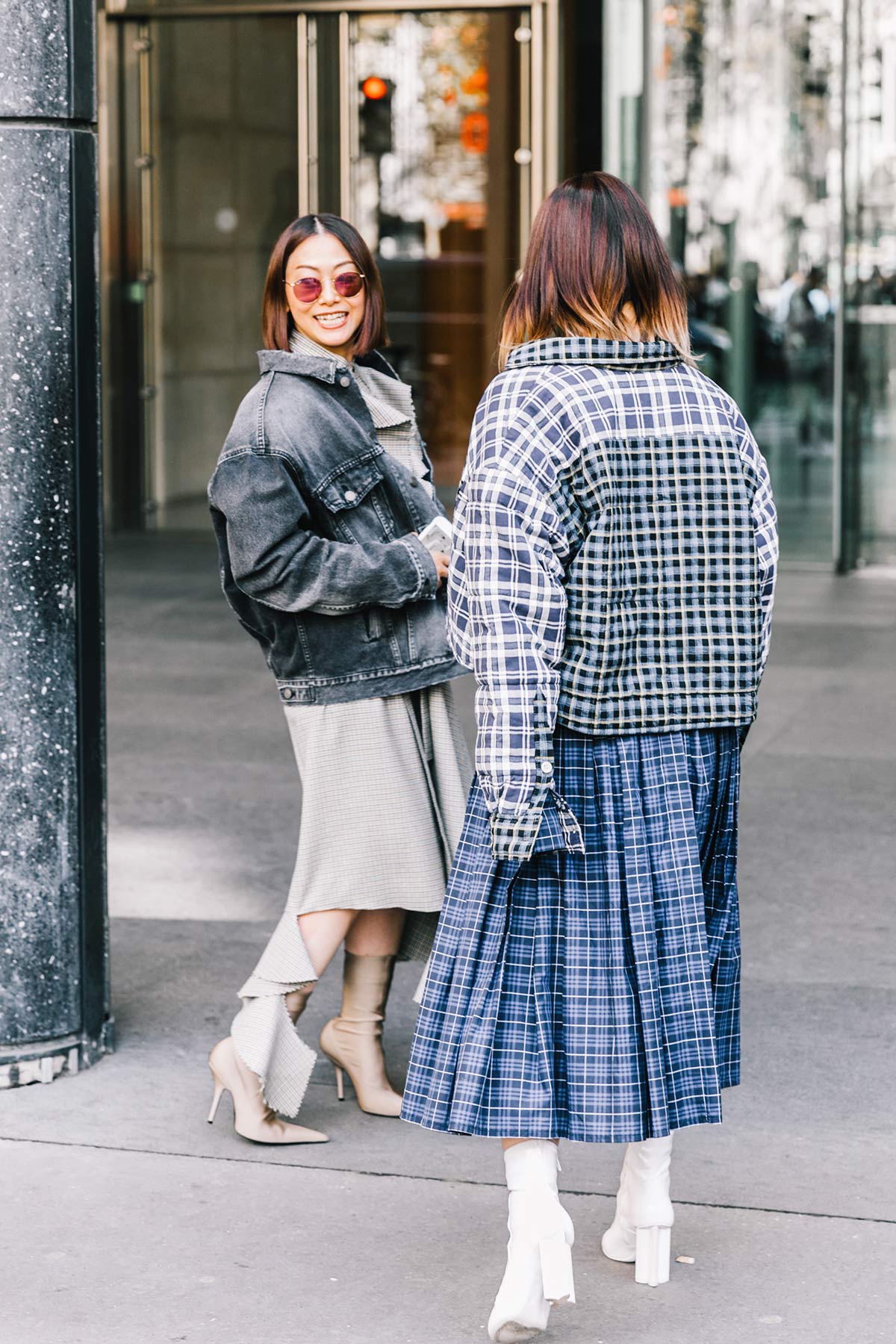 street_style_paris_fashion_week_dia_5_elie_saab_comme_des_garcons_281097727_1200x1800